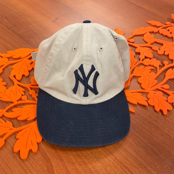 47 Other - New York Hat